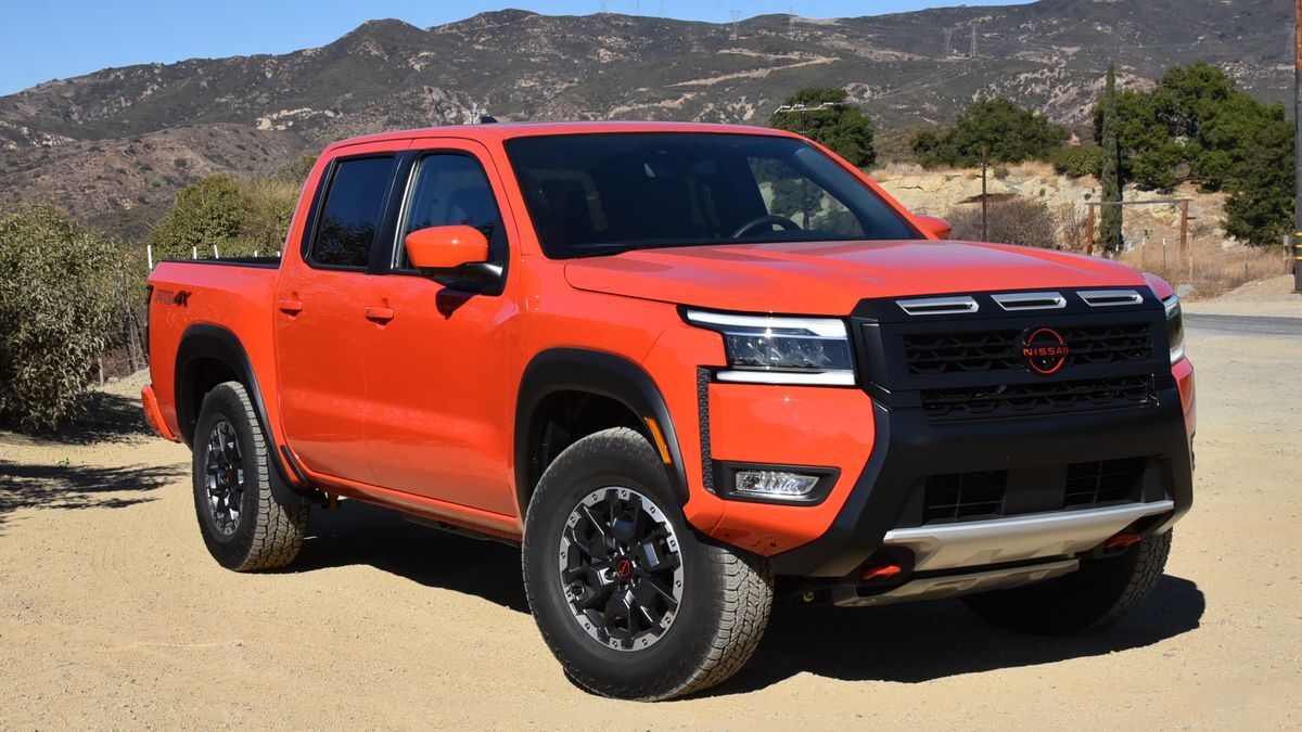 2025 Nissan Frontier PRO-4X in Octane Orange